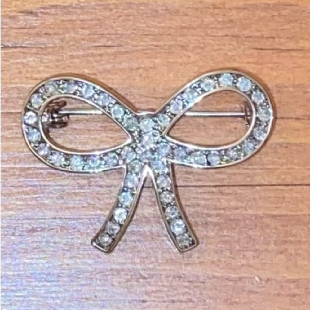 Brooch Bow 🎀
